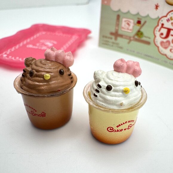 Re-Ment Sanrio Hello Kitty Cake Shop Set 4  Miniature Retired Rare 2012 - Picture 6 of 8